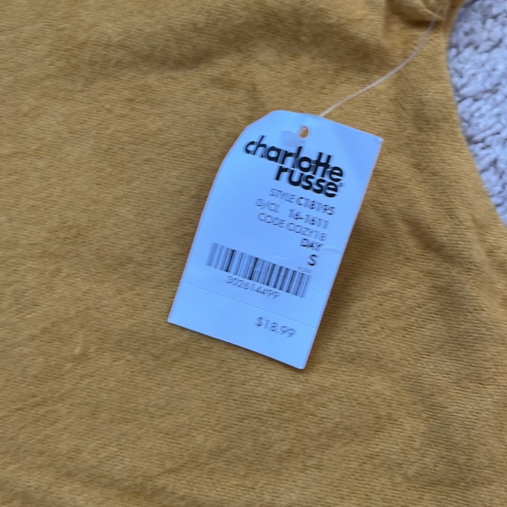 Light cropped pullover - Picture 2 of 3